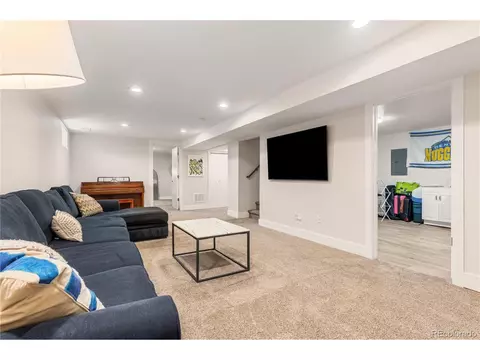 5525 E Bails Dr, Denver, CO 80222 photo 33