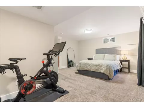 5525 E Bails Dr, Denver, CO 80222 photo 37