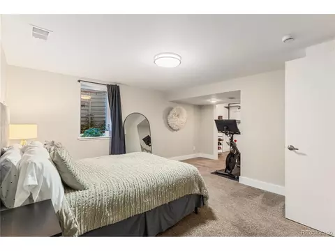 5525 E Bails Dr, Denver, CO 80222 photo 35