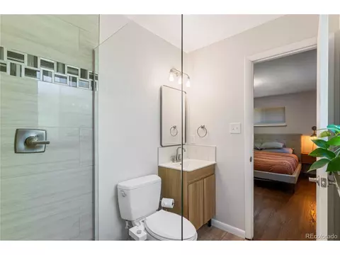 5525 E Bails Dr, Denver, CO 80222 photo 25
