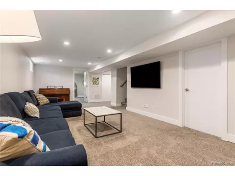5525 E Bails Dr, Denver, CO 80222 photo 34