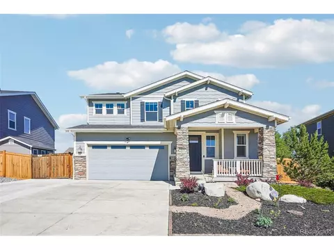 865 N Waterloo Cir, Aurora, CO 80018