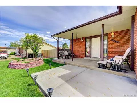 2564 E 101st Ct, Thornton, CO 80229 photo 5
