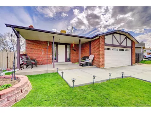 2564 E 101st Ct, Thornton, CO 80229 photo 4