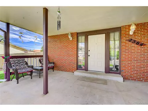 2564 E 101st Ct, Thornton, CO 80229 photo 6