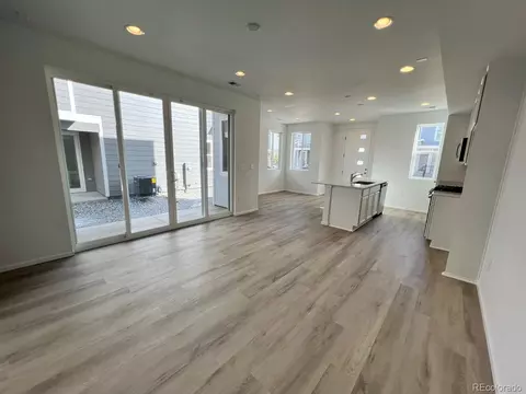 22863 E Tufts Ave #B, Aurora, CO 80015 photo 5