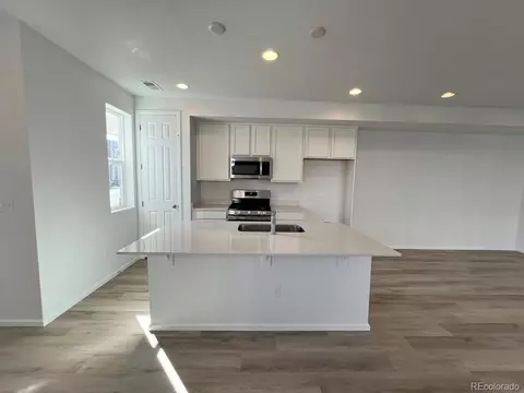 22863 E Tufts Ave #B, Aurora, CO 80015 photo 4