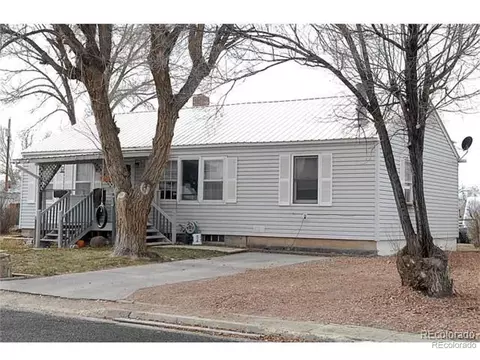 Exterior - 211 Morrison Ave, Rangely, CO 81648 photo 2 of 2