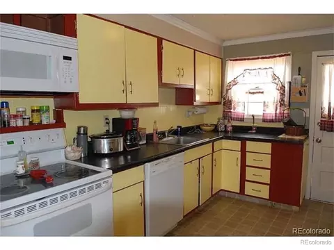 Kitchen - 211 Morrison Ave, Rangely, CO 81648 photo 2 of 3