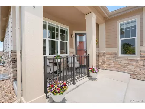 25049 E Alder Dr, Aurora, CO 80016 photo 2