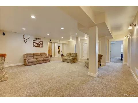 996 Pinehurst Ct, Bennett, CO 80102 photo 21