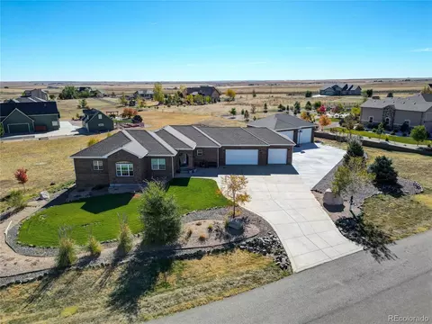 996 Pinehurst Ct, Bennett, CO 80102
