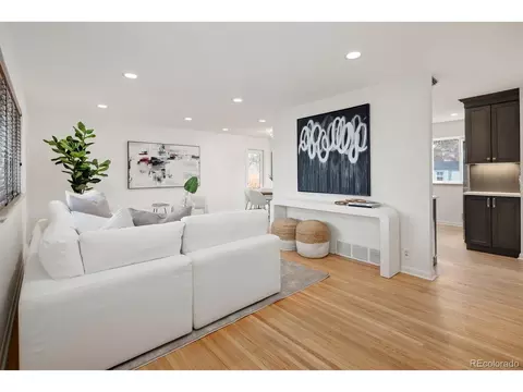 5460 E Bails Dr, Denver, CO 80222 photo 4