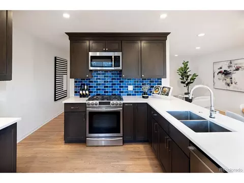 5460 E Bails Dr, Denver, CO 80222 photo 12