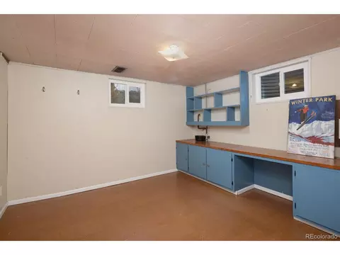 5460 E Bails Dr, Denver, CO 80222 photo 33