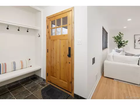 5460 E Bails Dr, Denver, CO 80222 photo 3