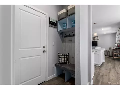 Entry Way - 24306 E Ohio Dr, Aurora, CO 80018 photo 3 of 4