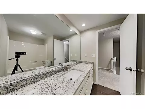 Undisclosed, Aurora, CO 80014 photo 19