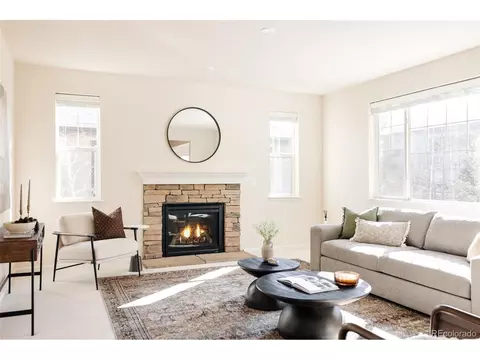 21572 E Union Dr, Aurora, CO 80015 photo 4