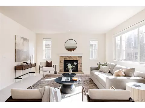 21572 E Union Dr, Aurora, CO 80015 photo 2