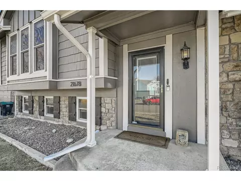 21678 E Powers Cir, Centennial, CO 80015 photo 2