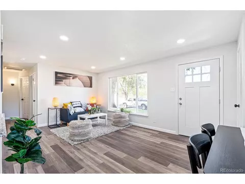 14068 E 28th Ave, Aurora, CO 80011 photo 2