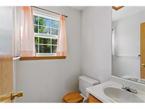 12043 E Ford Cir, Aurora, CO 80012 photo 13
