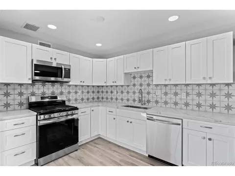 940 Wheeling St, Aurora, CO 80011 photo 11