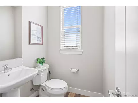 8962 E 47th Ave, Denver, CO 80238 photo 16