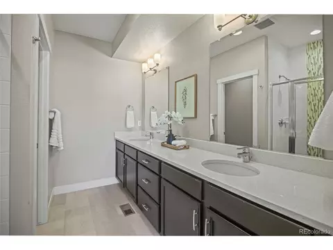 8962 E 47th Ave, Denver, CO 80238 photo 22