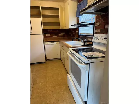 718 Delmar St, Sterling, CO 80751 photo 2