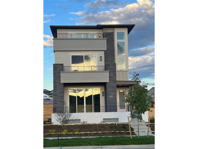6350 Elmira Ct, Denver, CO 80238