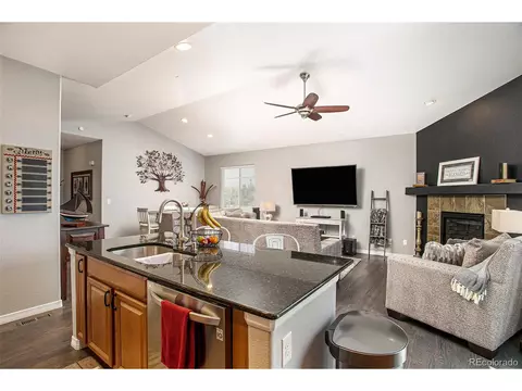 24424 E 4th Dr, Aurora, CO 80018 photo 8