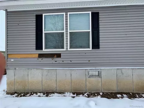 590 1st St, Bennett, CO 80102 photo 4