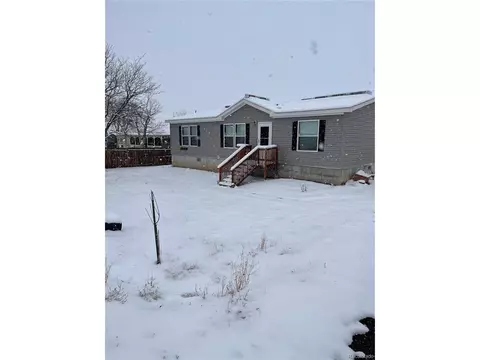 590 1st St, Bennett, CO 80102 photo 1