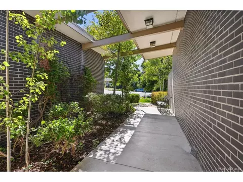 6154 S Ivanhoe Ct, Centennial, CO 80111 photo 2