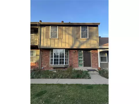 9142 E Amherst Dr #D, Denver, CO 80231