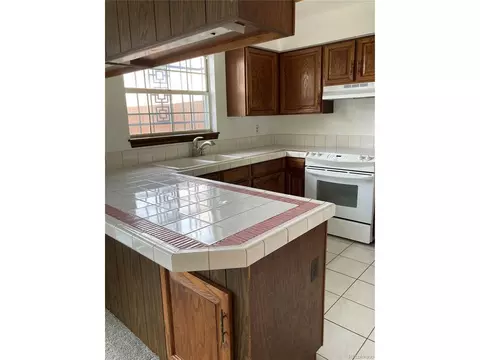 9142 E Amherst Dr #D, Denver, CO 80231 photo 6