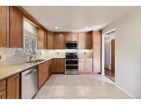 Undisclosed, Arvada, CO 80004 photo 14