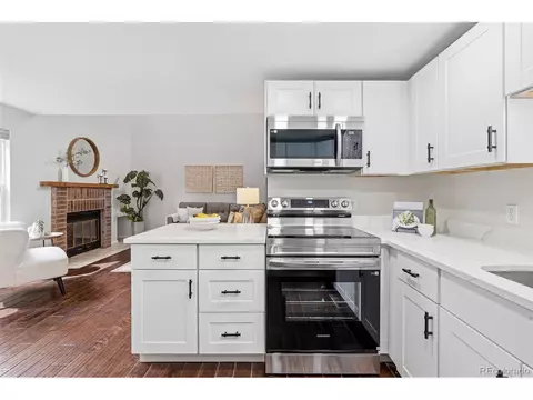 Kitchen - 12149 W Chenango Dr, Morrison, CO 80465 photo 3 of 4