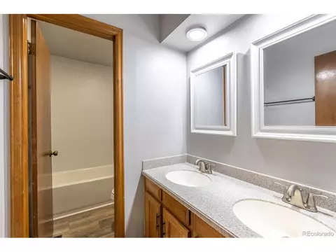 Bath - 16565 E Girard Ave, Aurora, CO 80013 photo 4 of 6