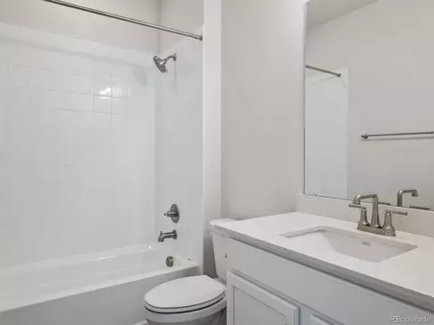 24510 E 36th Ave, Aurora, CO 80019 photo 3