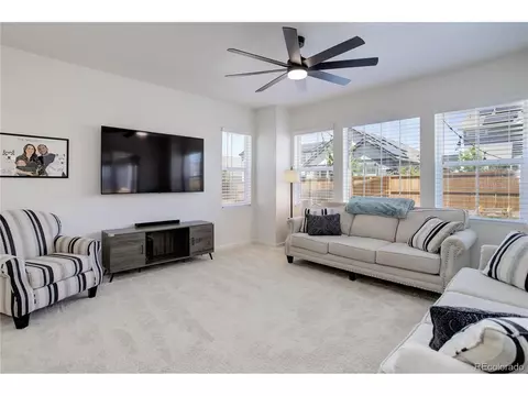 27885 E 7th Pl, Aurora, CO 80018 photo 5