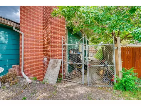10642 E 7th Ave, Aurora, CO 80010 photo 25