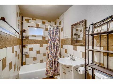 10642 E 7th Ave, Aurora, CO 80010 photo 14