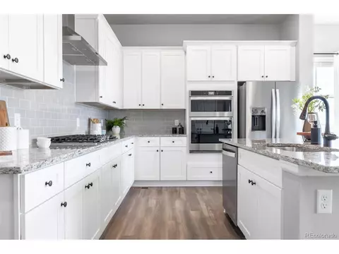 27704 E Indore Dr, Aurora, CO 80016 photo 5