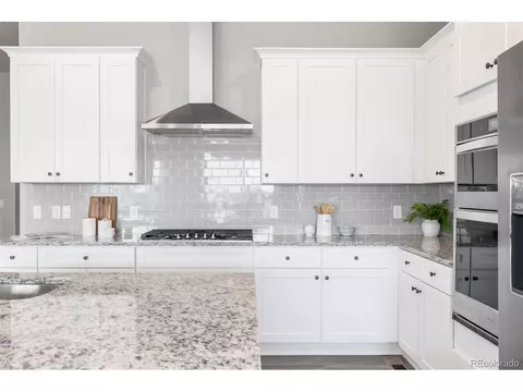 27704 E Indore Dr, Aurora, CO 80016 photo 6