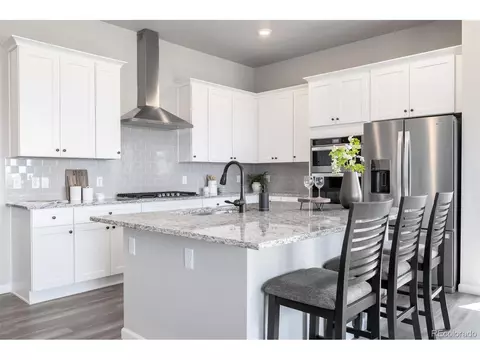 27704 E Indore Dr, Aurora, CO 80016 photo 7