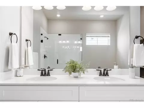 27704 E Indore Dr, Aurora, CO 80016 photo 17