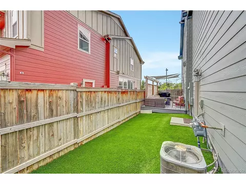 10759 E 25th Dr, Aurora, CO 80010 photo 39